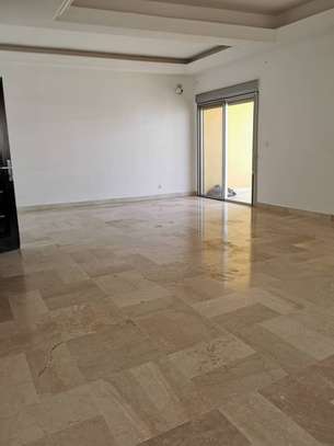Appartement Grand Standing à louer aux Almadies image 7