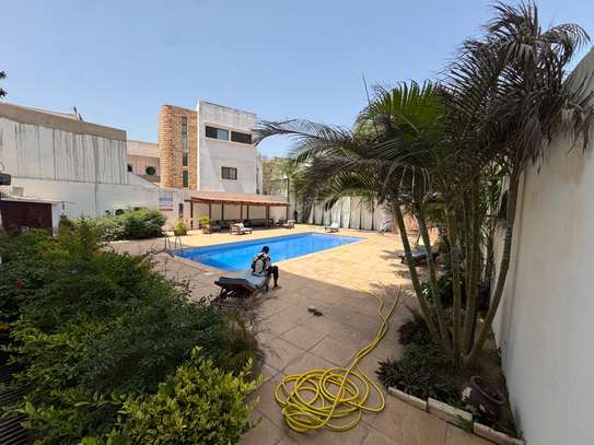 Lumineux F3 en Face King Fahad image 2