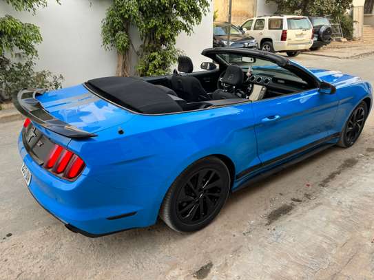 FORD MUSTANG image 11