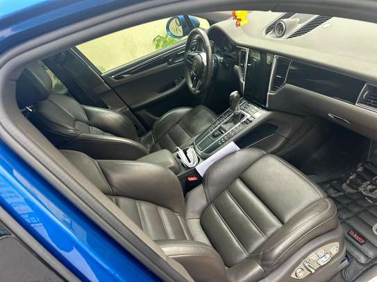 Porsche Maccan image 8