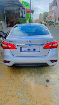 Nissan sentra en location image 2