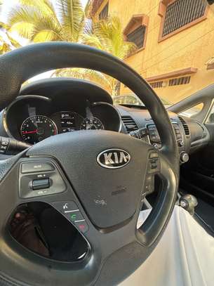 Kia forté image 9