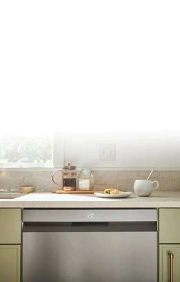 Lave-vaisselle intelligent avec commandes  au dessus image 3