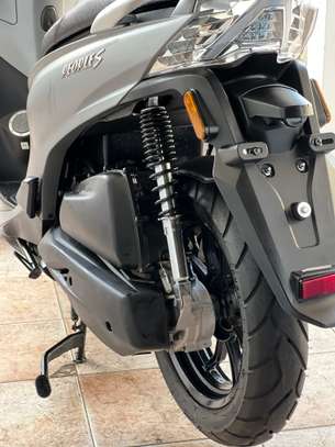 Kymco à vendre image 6