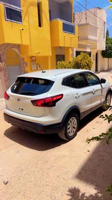 Nissan rogue image 6