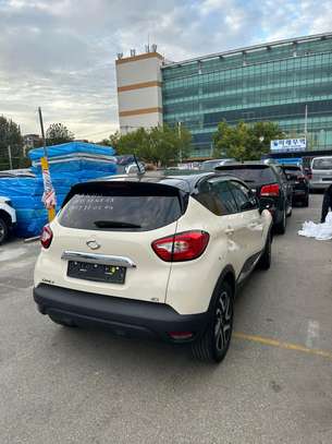 Renault QM3 2016 image 2