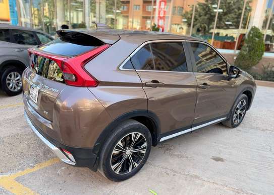 Mitsubishi Éclipse 2019 image 10