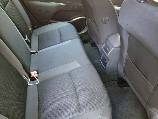 LOCATION  CITROEN C4 2018 DIESEL / MANUELLE image 5