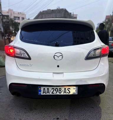 Mazda 3 Blanc Essence Toit Ouvrant Compact image 10