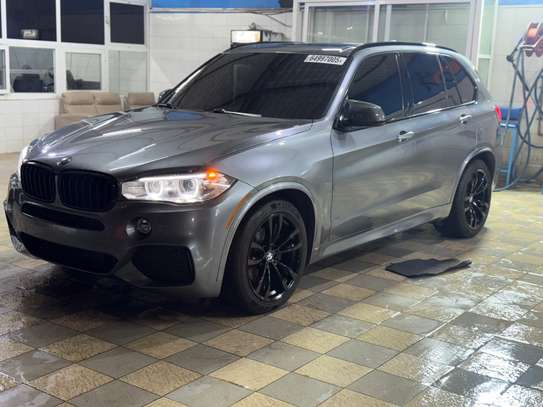 BMW x5 pack M image 13