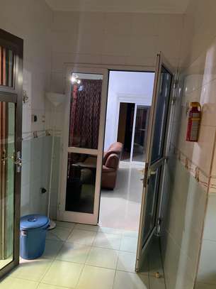 Studio meublé aux Almadies image 13