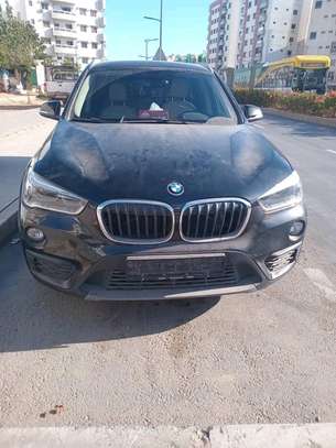 Bmw x1 image 2