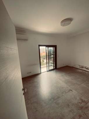 BEL APPARTEMENT F4 AU POINT E image 5