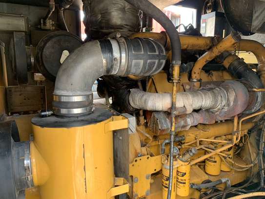 Groupe électrogène caterpillar 750 image 1