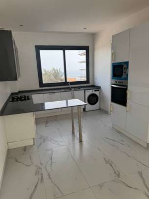 Appartement F3 Neuf à louer aux Almadies image 4