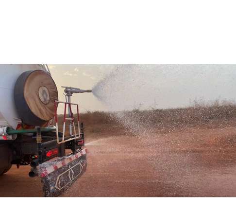 camion citerne a eau image 3