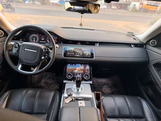 RANGE ROVER EVOQUE 2021 ESSENCE image 8