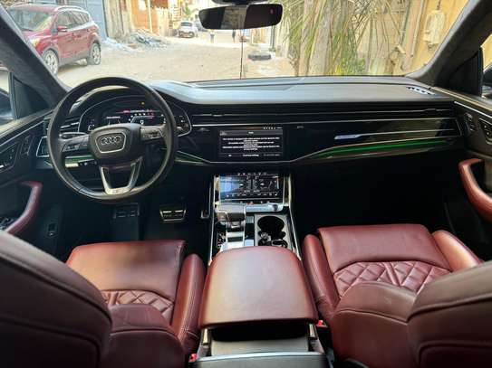 AUDI SQ8 image 5