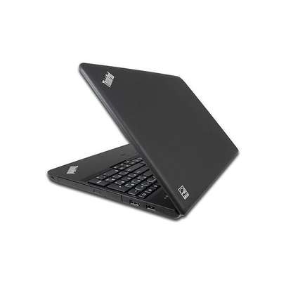 Lenovo E550 Core i3-5ème Gén RAM 8Go. 500Go 15.6" image 4