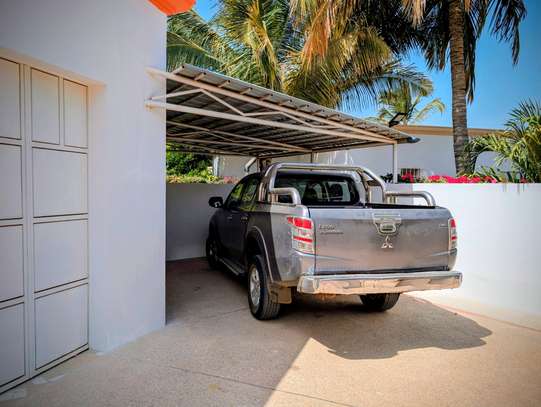 Villa à Saly (entre le centre et la plage) image 3