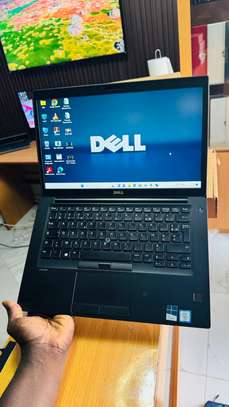 DELL 7480 neuf - i7 - 256/ 8gb dan son carton image 10