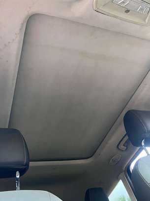 FORD ESCAPE 2.0 /FULL OPTION EN TRÈS BON ÉTAT image 3
