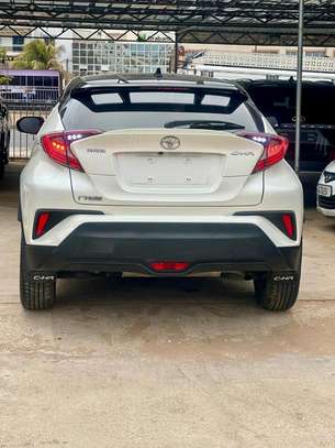 Toyota C-hr 2018 image 3