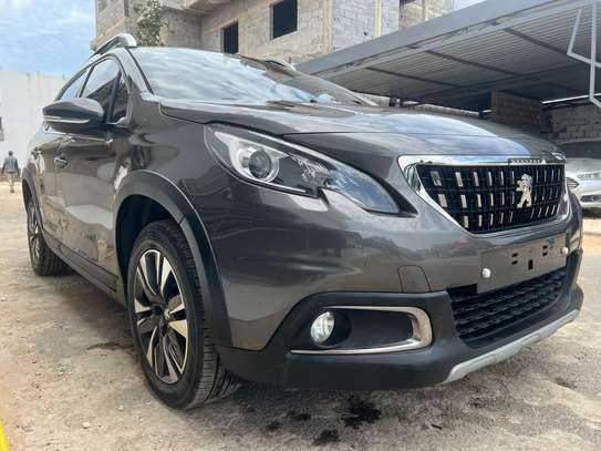 Peugeot 2008 image 7