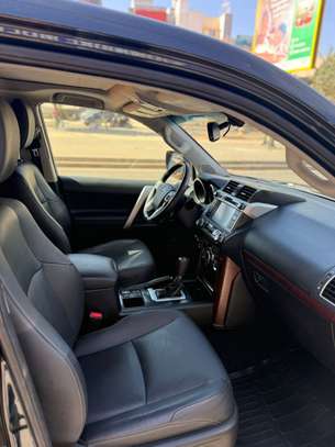 Toyota prado image 5