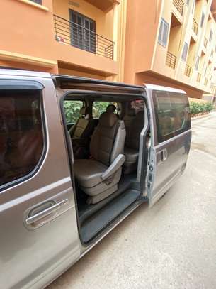 Hyundai starex image 14