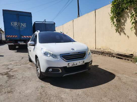 Peugeot 2008 2016 image 2