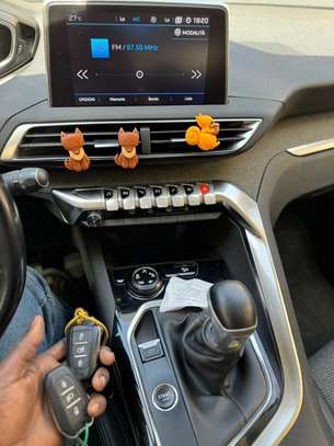Peugeot 3008 image 5