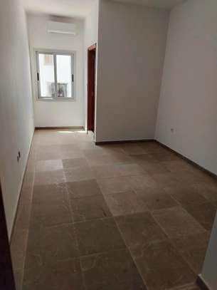 BEL APPARTEMENT F4 À LOUER AUX ALMADIES image 4