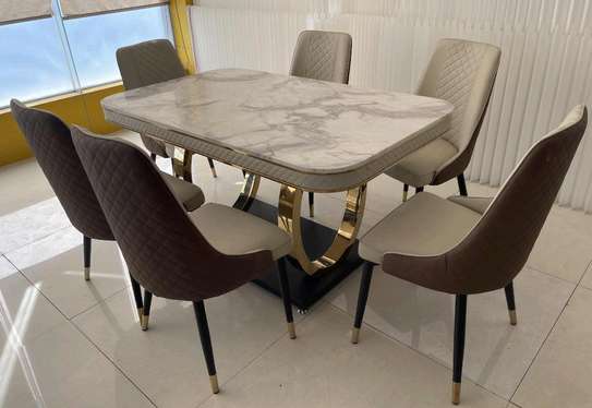 Table à manger image 15