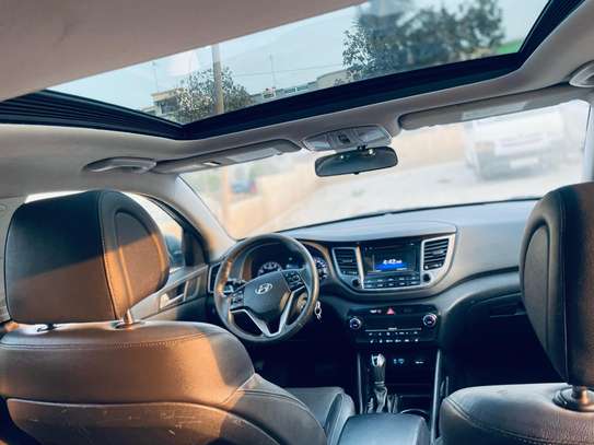 HYUNDAI TUCSON 2017 limited leuxry image 4