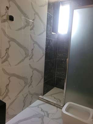 Trois chambres à louer par mois image 14