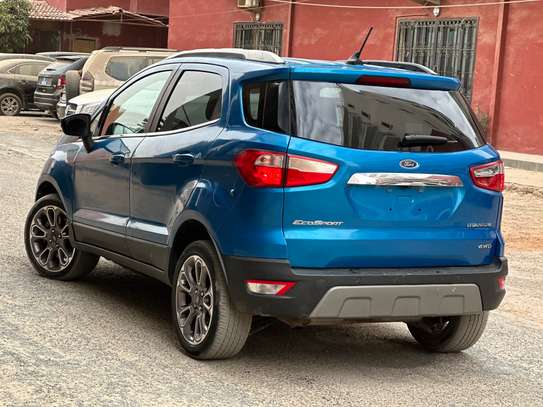 Ford EcoSport Titanium 2019 image 2