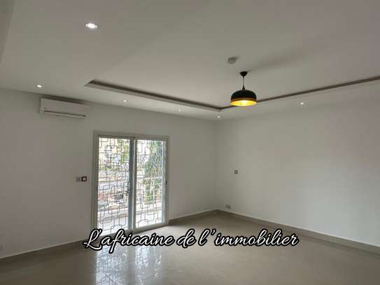 Villa à louer à Ngor – derrière chez Katia image 9