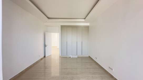 Penthouse F6 à louer à Fann (magnifique vue sur la mer) image 10