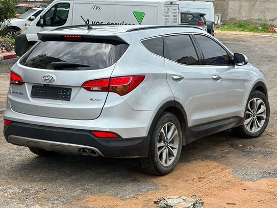 Hyundai Santa Fe 2015 image 3