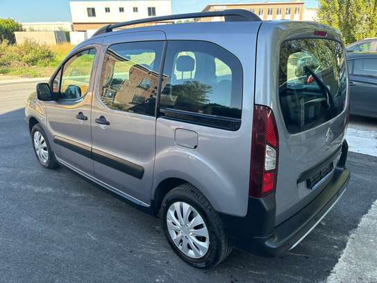 Citroen berlingo 2017 essence manuelle image 9