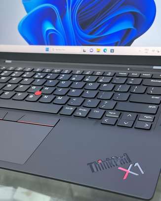 Lenovo ThinkPad X1 Carbon Gen 11 de 13th gen image 4