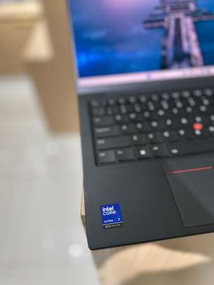 Lenovo ThinkPad X1 Carbon Gen 13-Intel Ultra 7|32B RAM|512 image 4