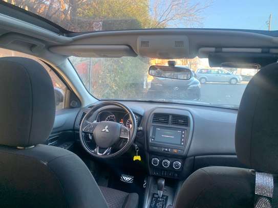 Mitsubishi RVR image 4