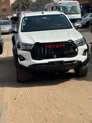 Toyota Hilux 2017 image 4