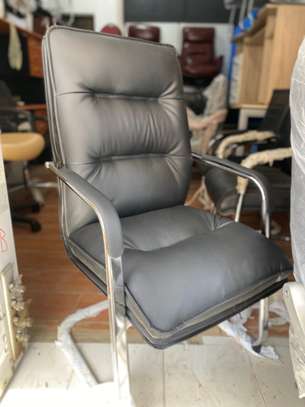 Chaise image 6