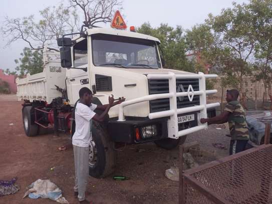 Camion en location image 2