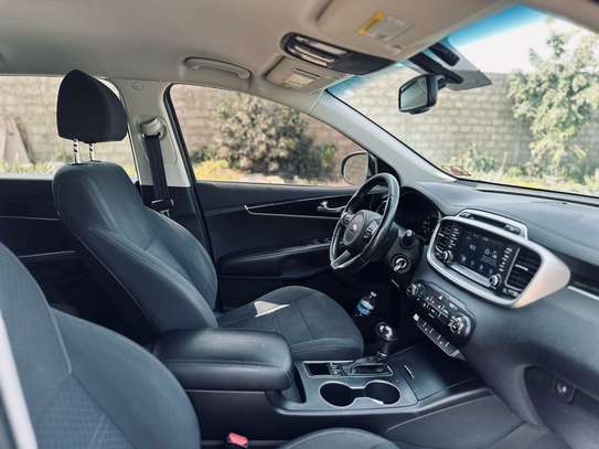 Kia Sorento 2018 image 9