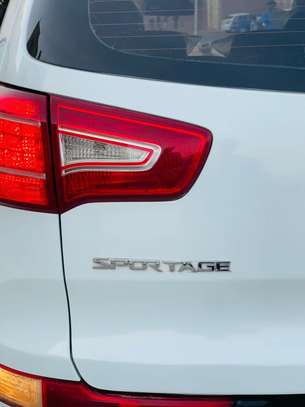 Kia Sportage image 2