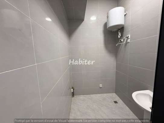 Appartement à louer aux almadies à la zone de recasement image 1